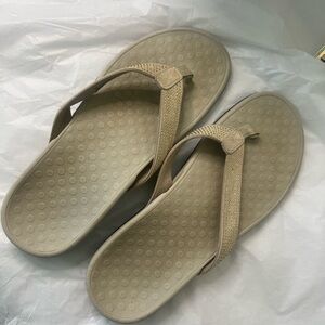 Vionic Gold Metallic Sandals with Textured Footbed